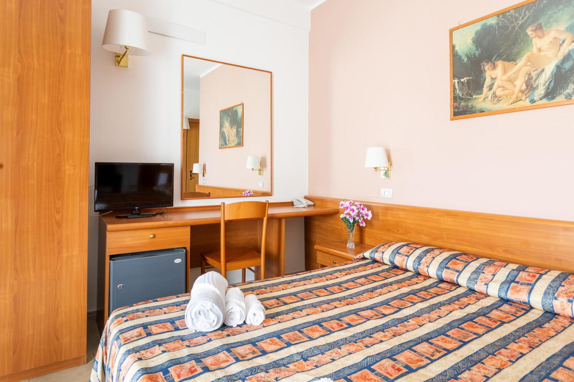 Hotel Palme Gemelle Vieste Kültér fotó