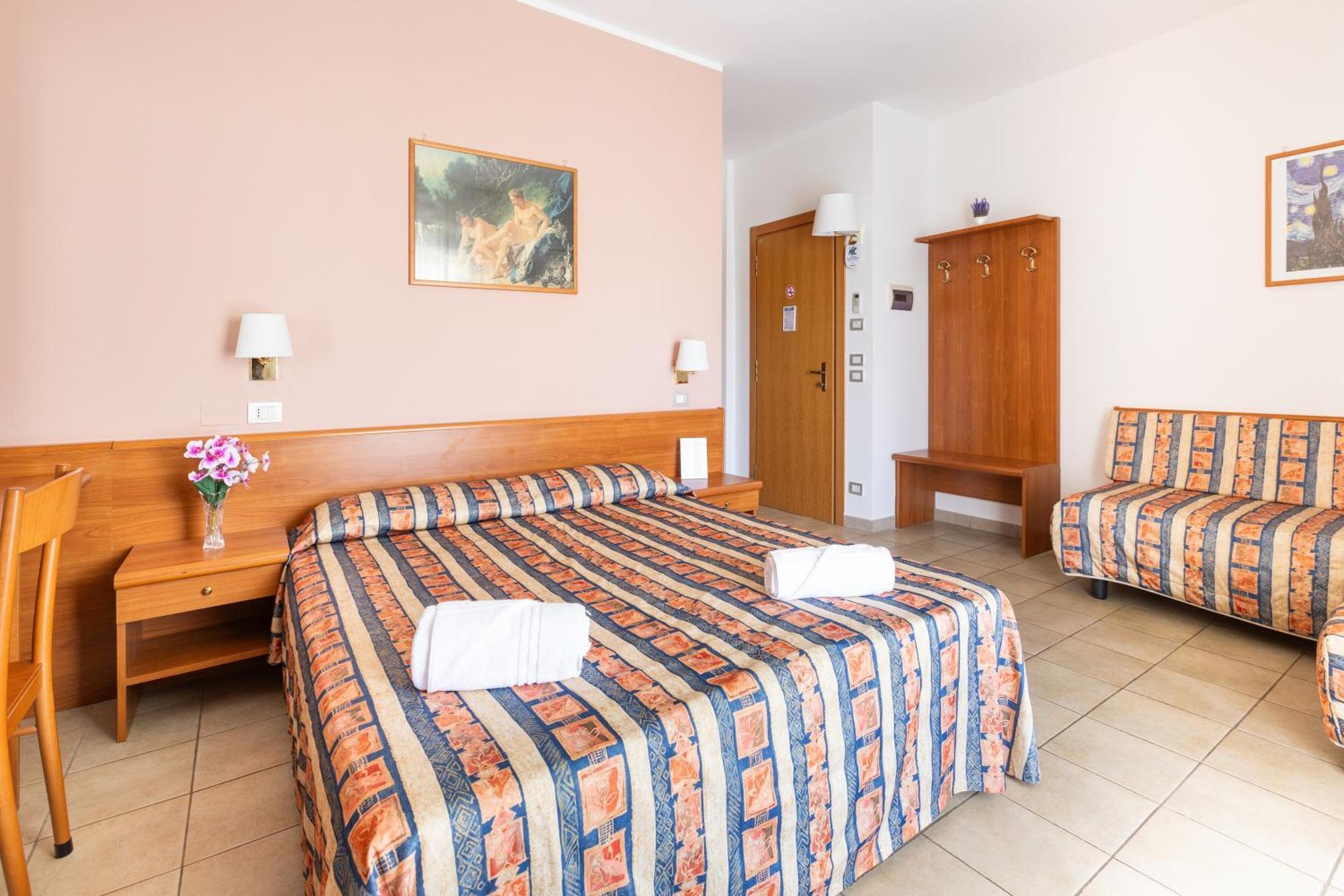 Hotel Palme Gemelle Vieste Kültér fotó