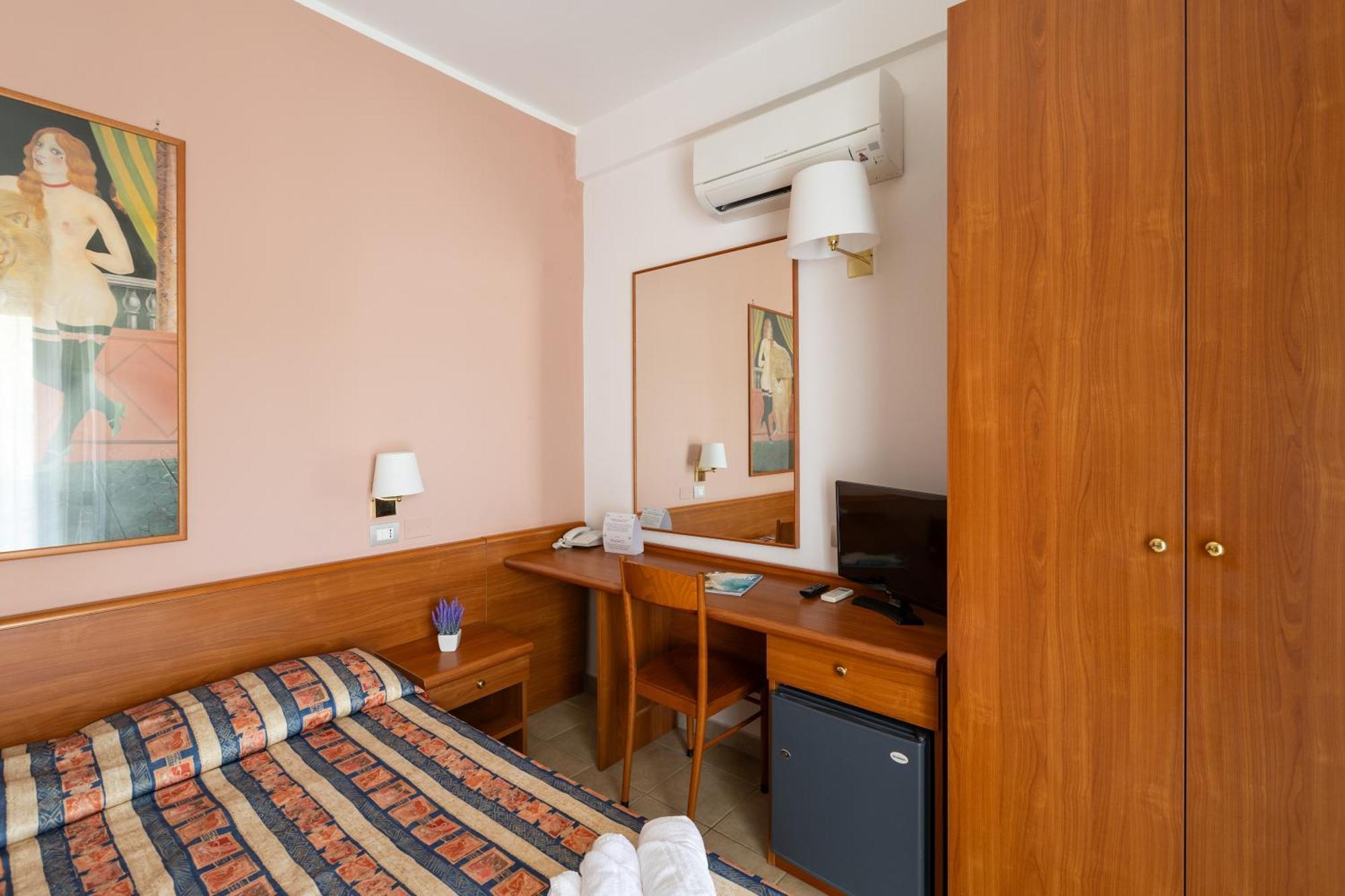 Hotel Palme Gemelle Vieste Kültér fotó